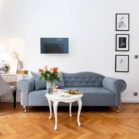 Arch Ii At Wenceslas Apartment